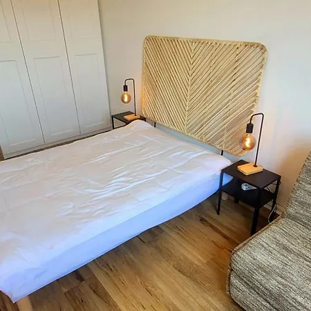 Lägenhet Comfortable 40 M With Sea View *