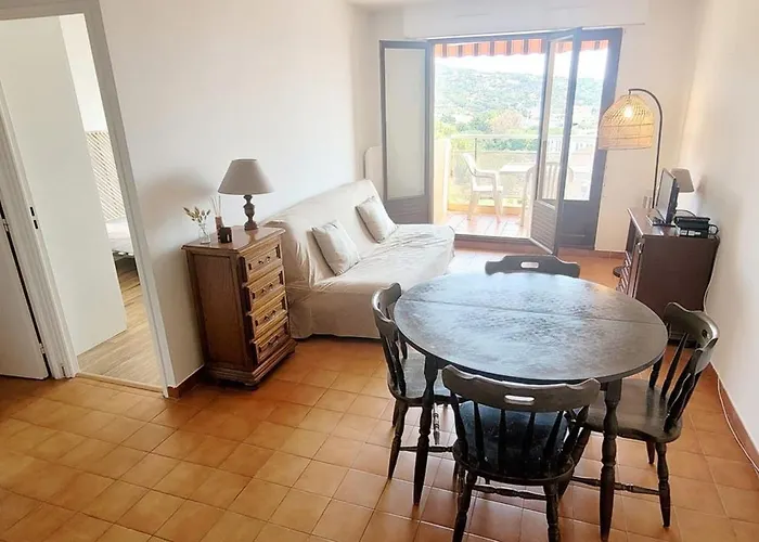 Comfortable 40 M With Sea View Sainte-Maxime